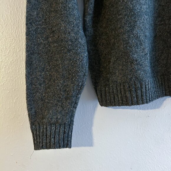 VINTAGE WOOLRICH 80's Heritage Handframed 100% Wool Crewneck Sweater in green - Picture 4 of 5